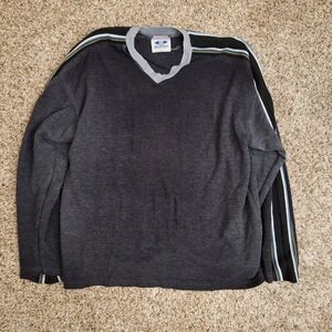 Drifter Men's Dark Gray V-Neck Sweater